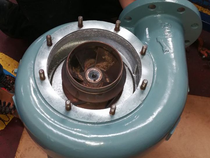 Mantenimiento de bomba centrífuga
